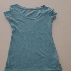 American Eagle tshirt